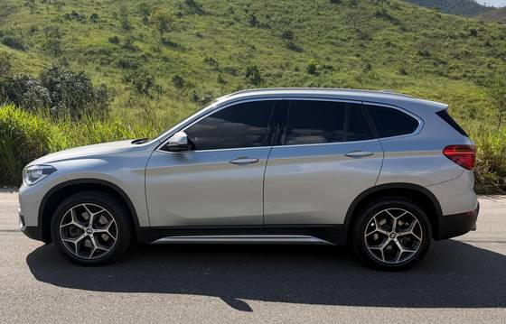 BMW X1 2.0 16V TURBO ACTIVEFLEX SDRIVE20I X-LINE 4P AUTOMÁTICO BMW X1 2.0 16V TURBO ACTIVEFLEX SDRIVE20I X-LINE 4P AUTOMÁTICO